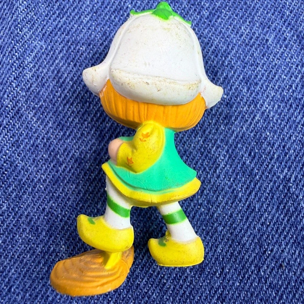 Vintage 1983 Strawberry Shortcake Angel Cake PVC Mini Figure AGC Toy